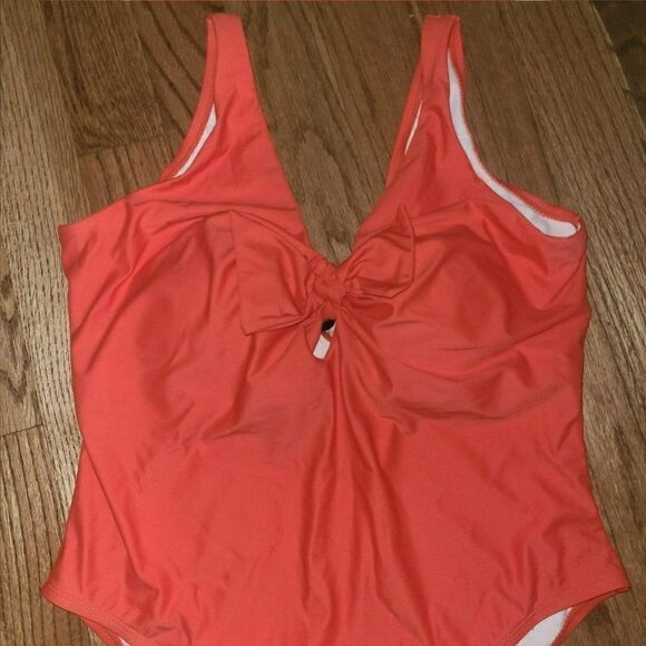 NWT ELOQUII Plus Size High Hip One Piece Swimsuit Size 18 - Picture 2 of 5